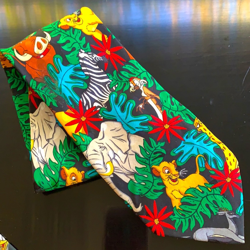Walt Disney Tie 100% Silk Authentic Made in Korea